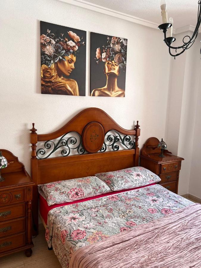 Apartamento Felix De La Fuente ตอร์เรเวียคา ภายนอก รูปภาพ