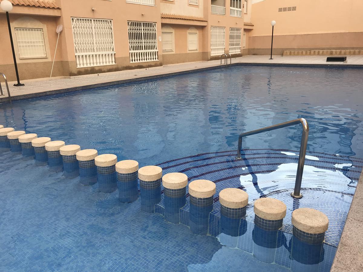 Apartamento Felix De La Fuente ตอร์เรเวียคา ภายนอก รูปภาพ